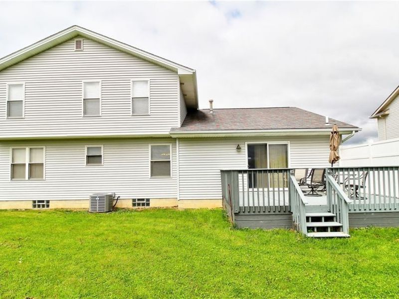1177 Mulberry Run , Mineral Ridge, OH 44440 Photo 5