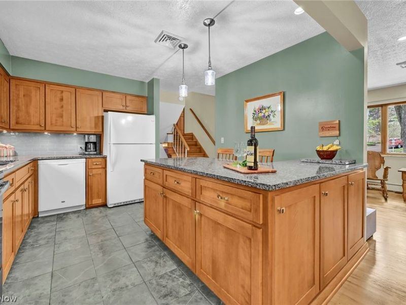 3109 Fair Oaks Drive, Norton, OH 44203 Photo 10