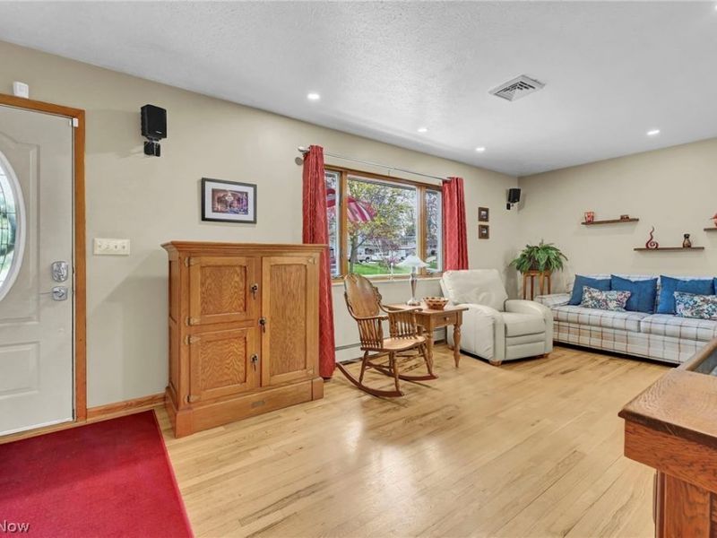 3109 Fair Oaks Drive, Norton, OH 44203 Photo 4
