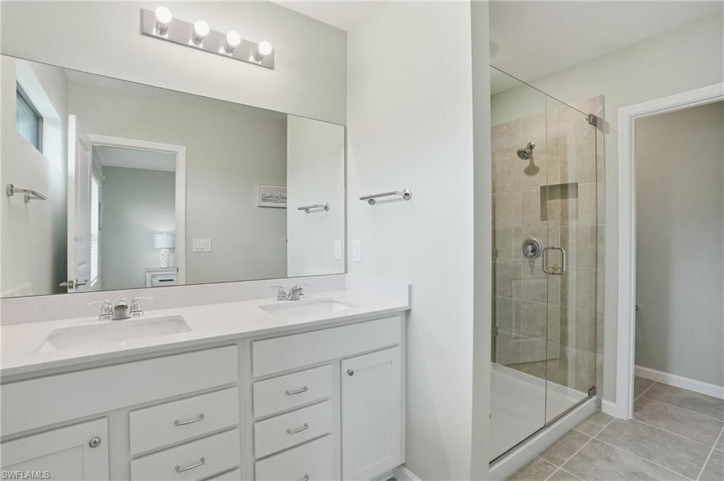 1516 Fells Cove Ln, Cape Coral, FL 33909 Photo