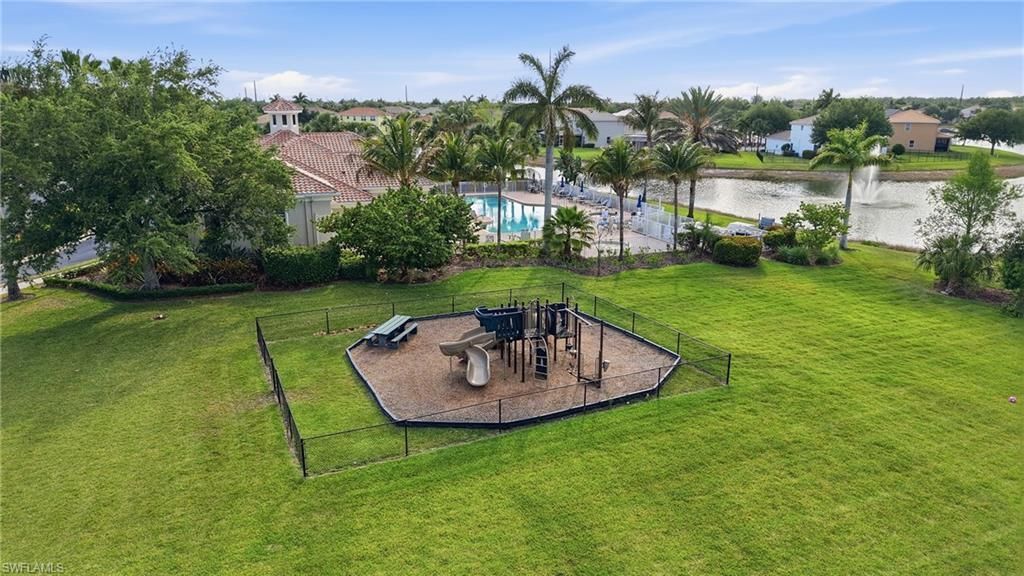 1516 Fells Cove Ln, Cape Coral, FL 33909 Photo