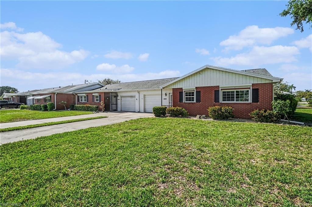 1382 Myerlee Country Club Blvd, Fort Myers, FL 33919 Photo