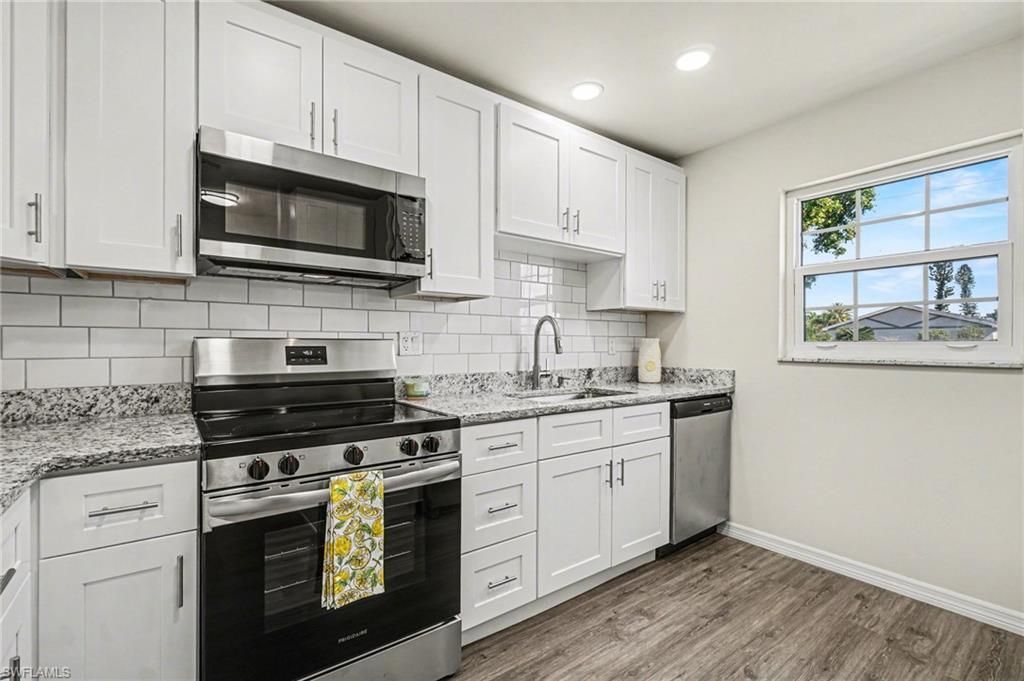 1382 Myerlee Country Club Blvd, Fort Myers, FL 33919 Photo