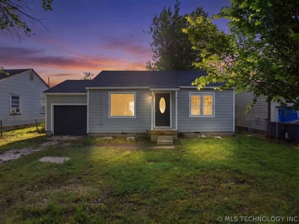5011 S 31st West Avenue , Tulsa, OK 74107
