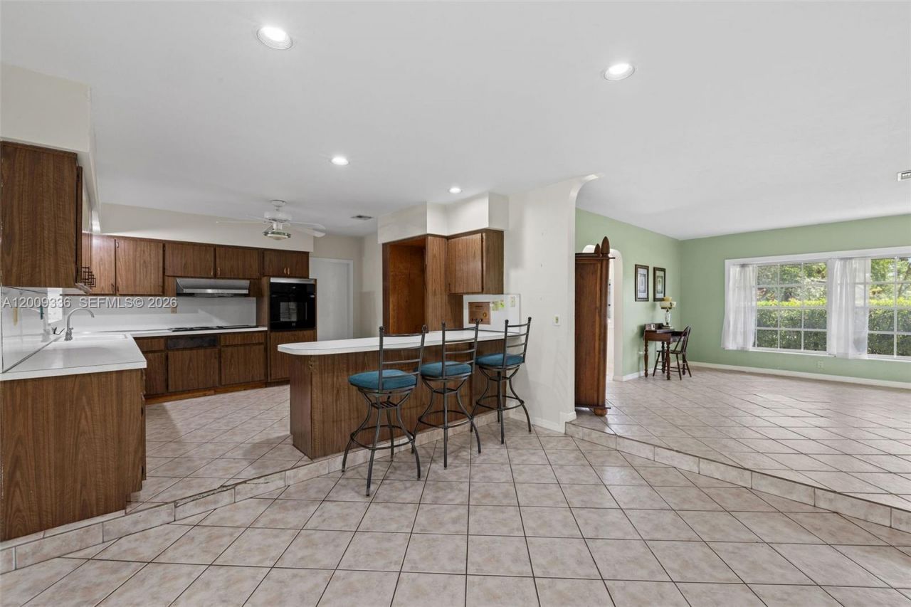 13730 SW 75th Ave, Palmetto Bay, FL 33158 Photo