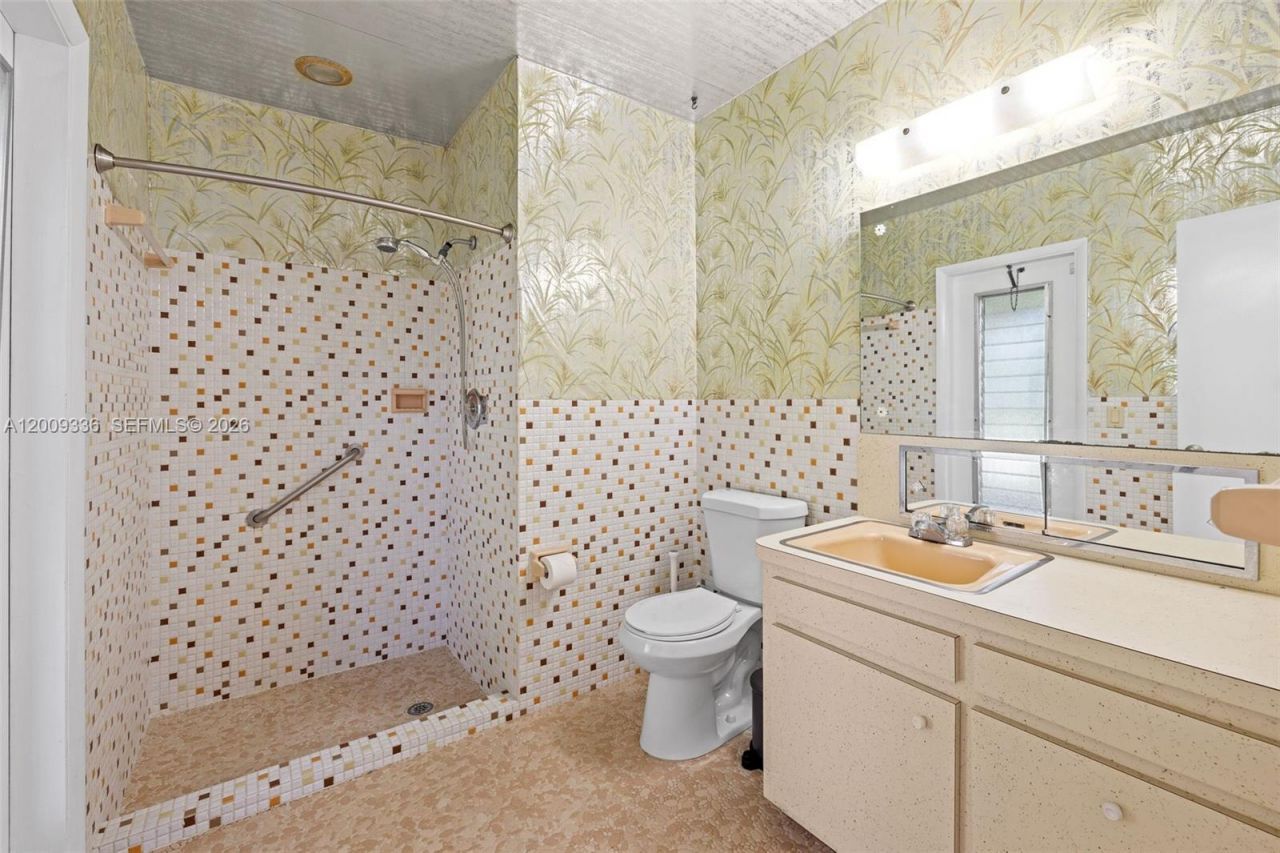 13730 SW 75th Ave, Palmetto Bay, FL 33158 Photo