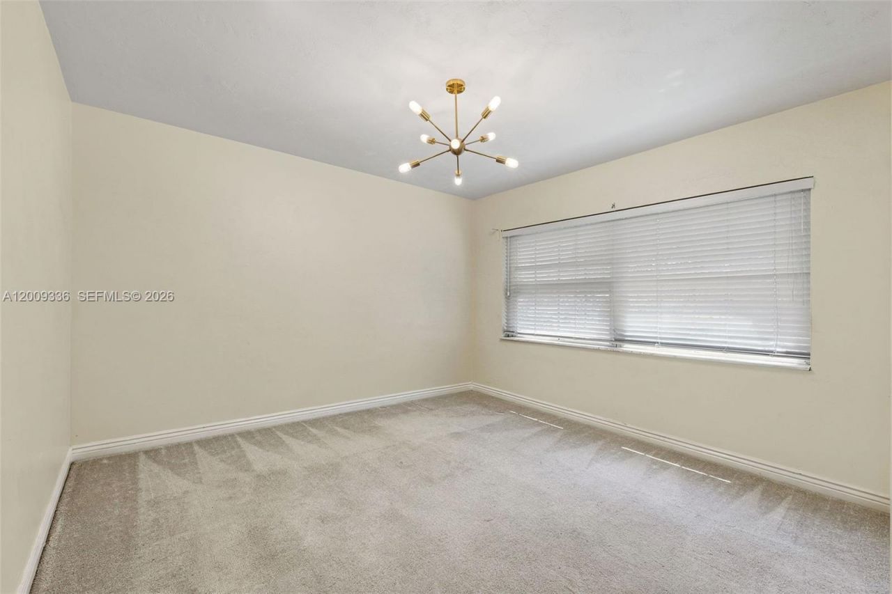 13730 SW 75th Ave, Palmetto Bay, FL 33158 Photo