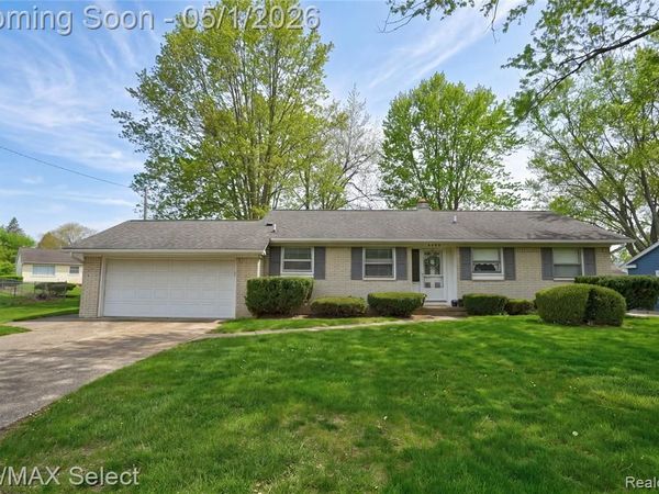4476 Old Carriage Road, Flint Twp, MI 48507