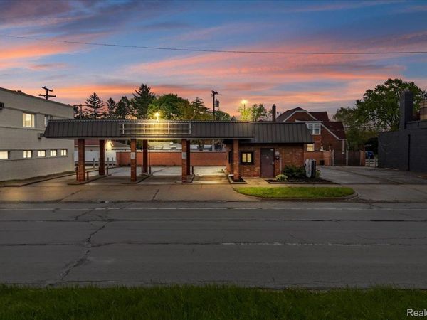 3461 Fort Street, Lincoln Park, Mi 48146