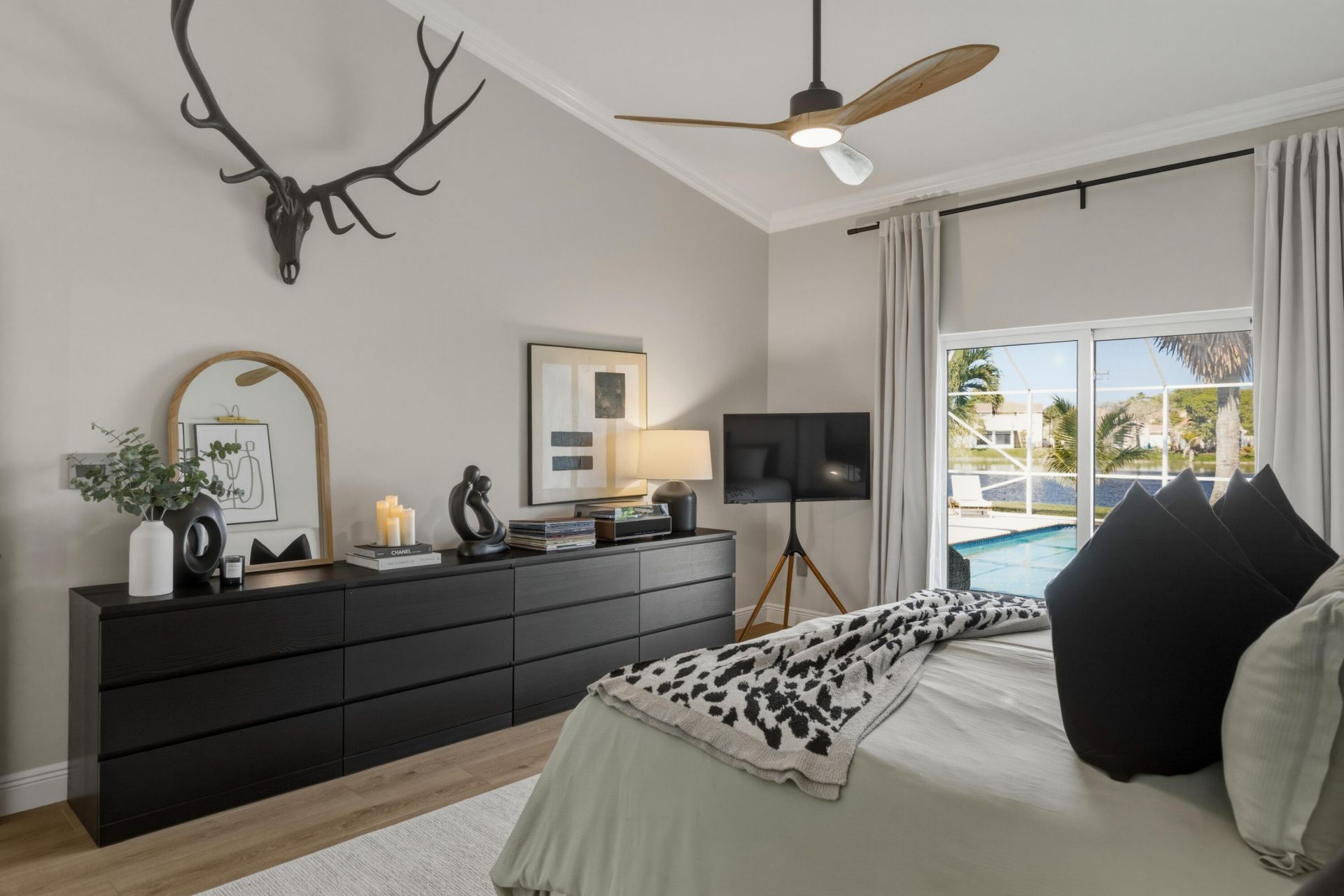 1263 NW 127th Drive, Sunrise, FL 33323 Photo