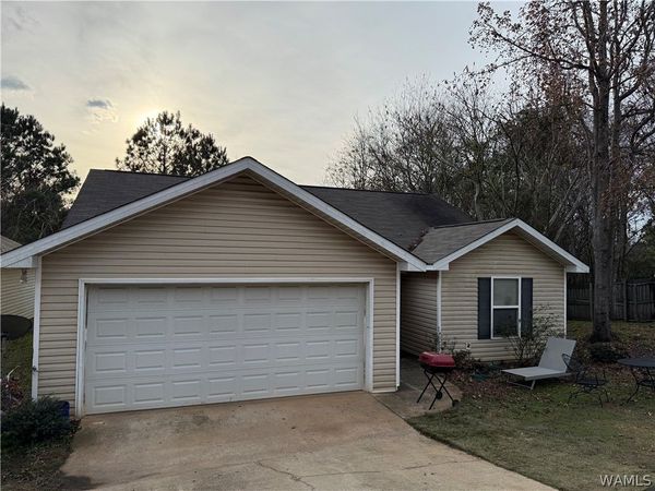 540 Crescent Lane E, Tuscaloosa, AL 35404