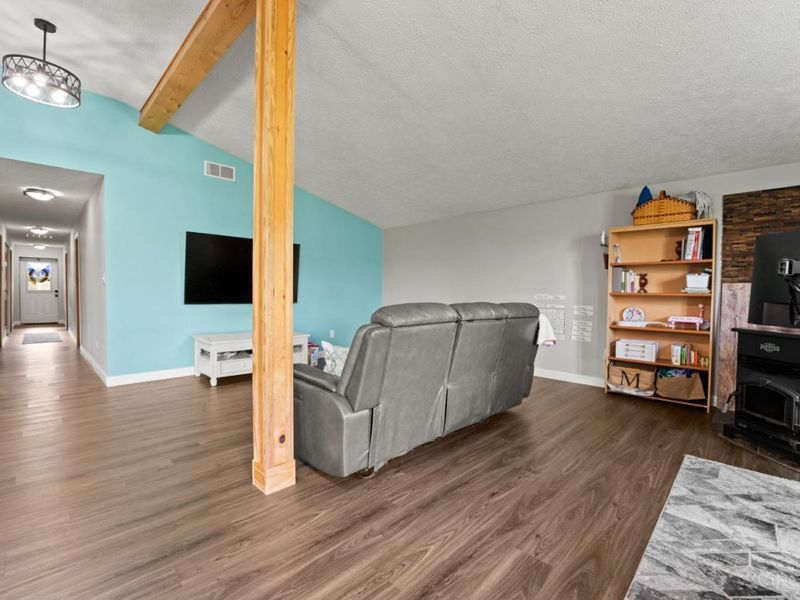 9832 Tri County Highway, Winchester, OH 45697 Photo 6