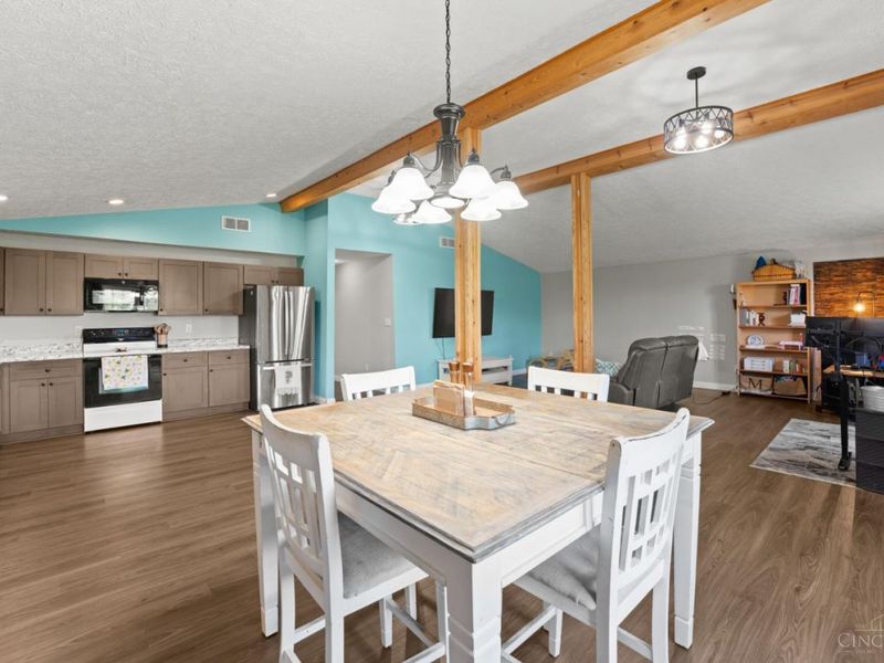 9832 Tri County Highway, Winchester, OH 45697 Photo 9