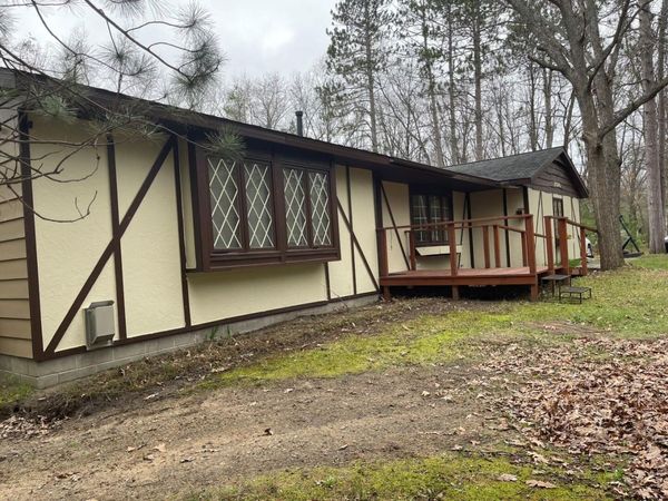 2076 Ann Arbor Drive, Prudenville, MI 48651