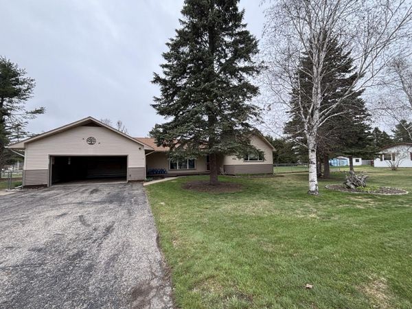 310 N Arthur Street, Grayling, MI 49738