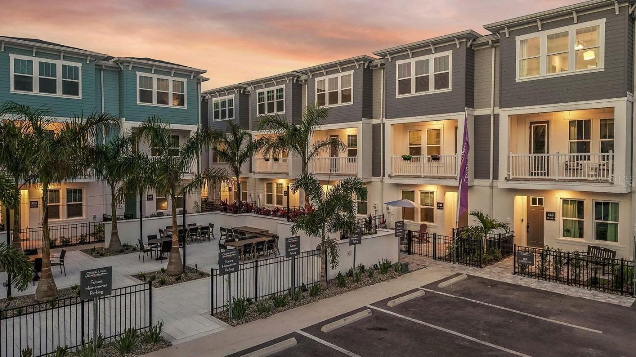 474 31st Way N, Unit 7, Saint Petersburg, FL 33713 Photo