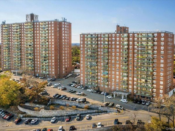 1841 Central Park Avenue , Unit 19L, Yonkers, NY 10710