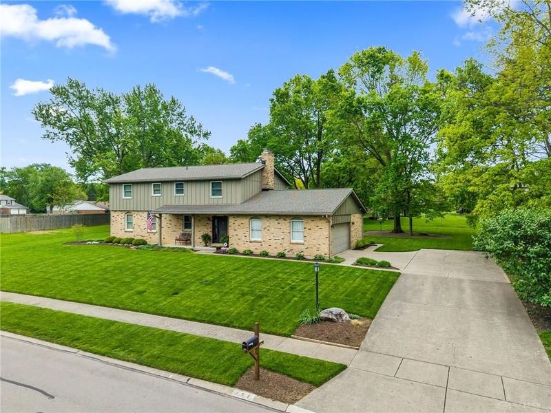 454 Shirley Ann Drive, Centerville, OH 45458 Photo 2