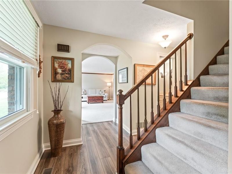 454 Shirley Ann Drive, Centerville, OH 45458 Photo 8