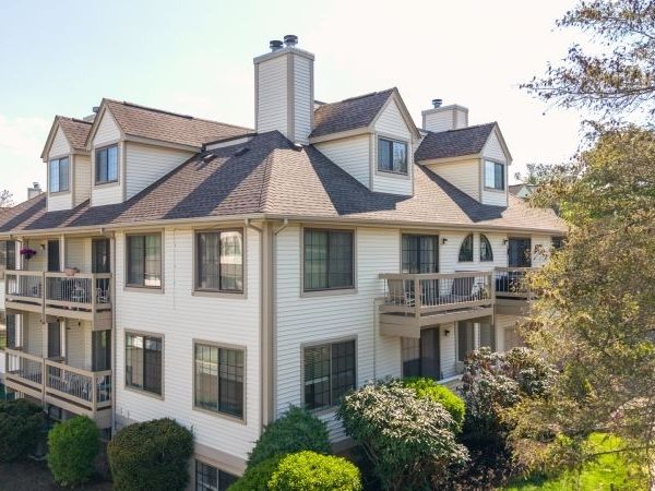2301 Privet Way, Bernards, NJ 07920