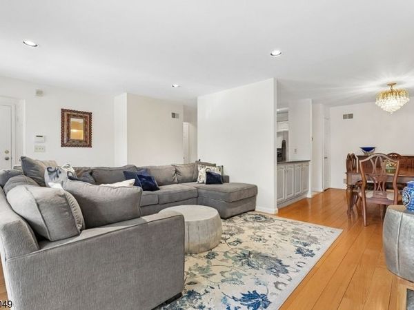 45 Colton Cir, West Orange, NJ 07052