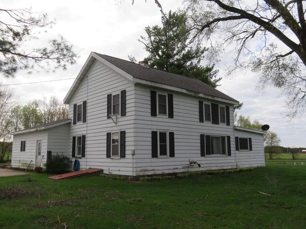 N6782 STATE ROAD 49, Iola, WI 54945