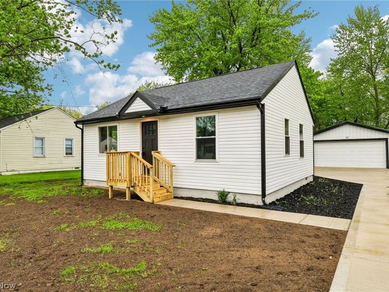 38849 Adkins Road, Willoughby, OH 44094 Photo 1