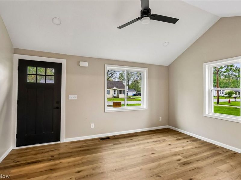 38849 Adkins Road, Willoughby, OH 44094 Photo 2