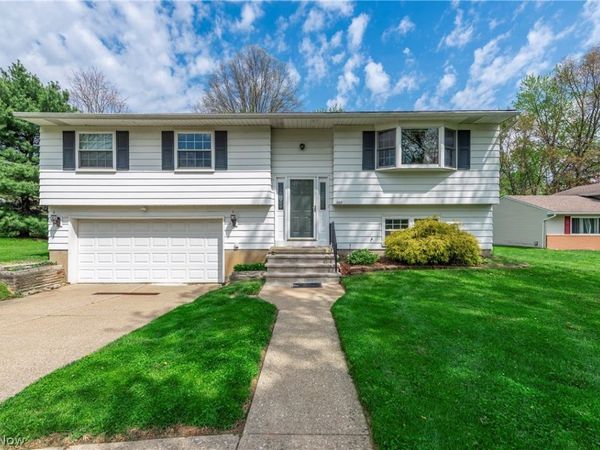 3811 Bramblewood Drive , Brunswick, OH 44212