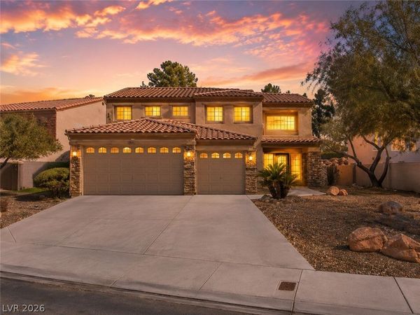 8404 Bay Crest Drive, Las Vegas, NV 89128