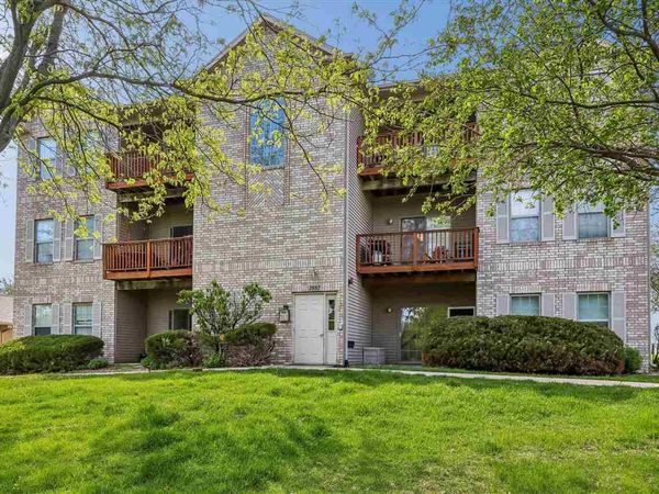 2892 Coral Ct., Unit 204, Coralville, IA 52241
