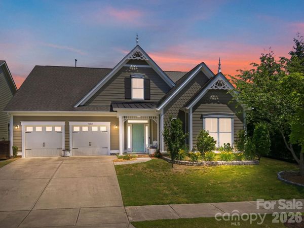 16024 Oxford Glenn Drive, Huntersville, NC 28078