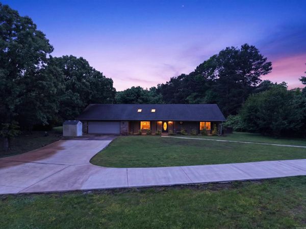 121 Rolling Meadows Lane, Austin, AR 72007