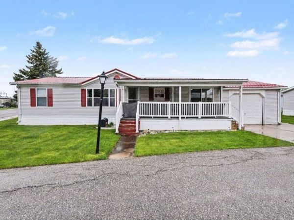 7353 Bagpipe Drive, Alma, MI 48801