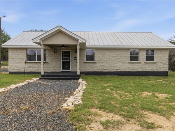 297 Robins WAY, Wimberley, TX 78676
