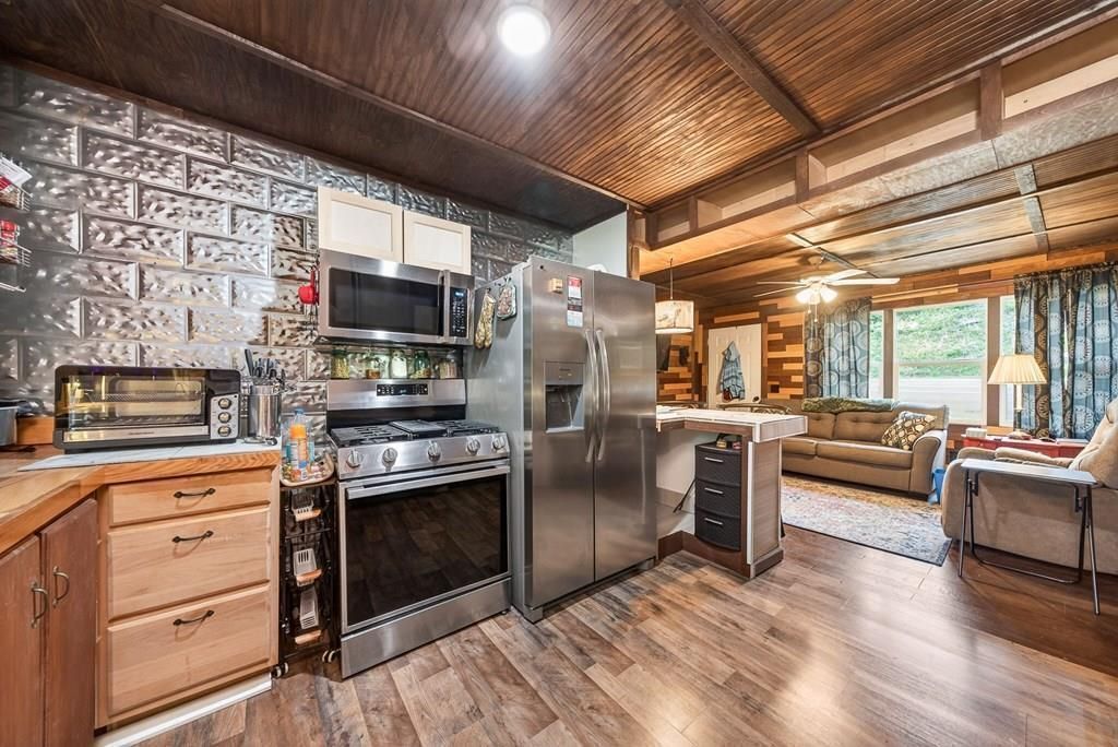 1976 Crossville Hwy Sparta, TN 38583