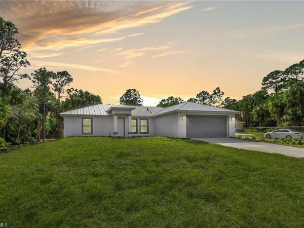 436 41st Ave NE , NAPLES, FL 34120
