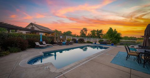 6090 Rock Creek Court, Reno, NV 89511 Photo