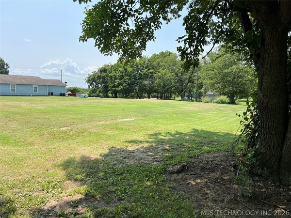 370 N Downing Avenue , Dewey, OK 74029