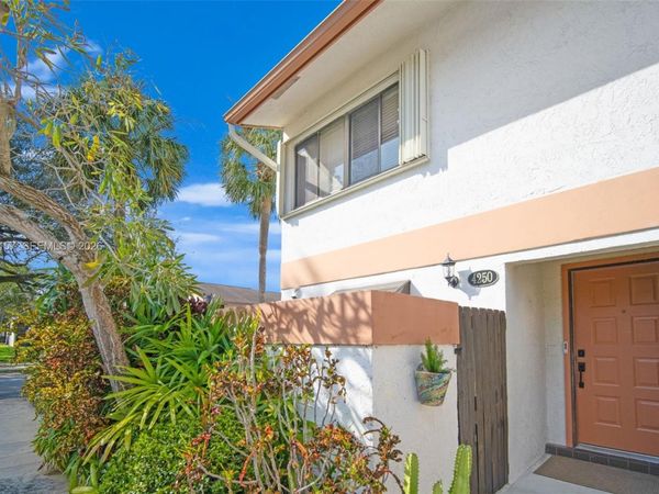 4250 SW 70th Ter, Unit ., Davie, FL 33314