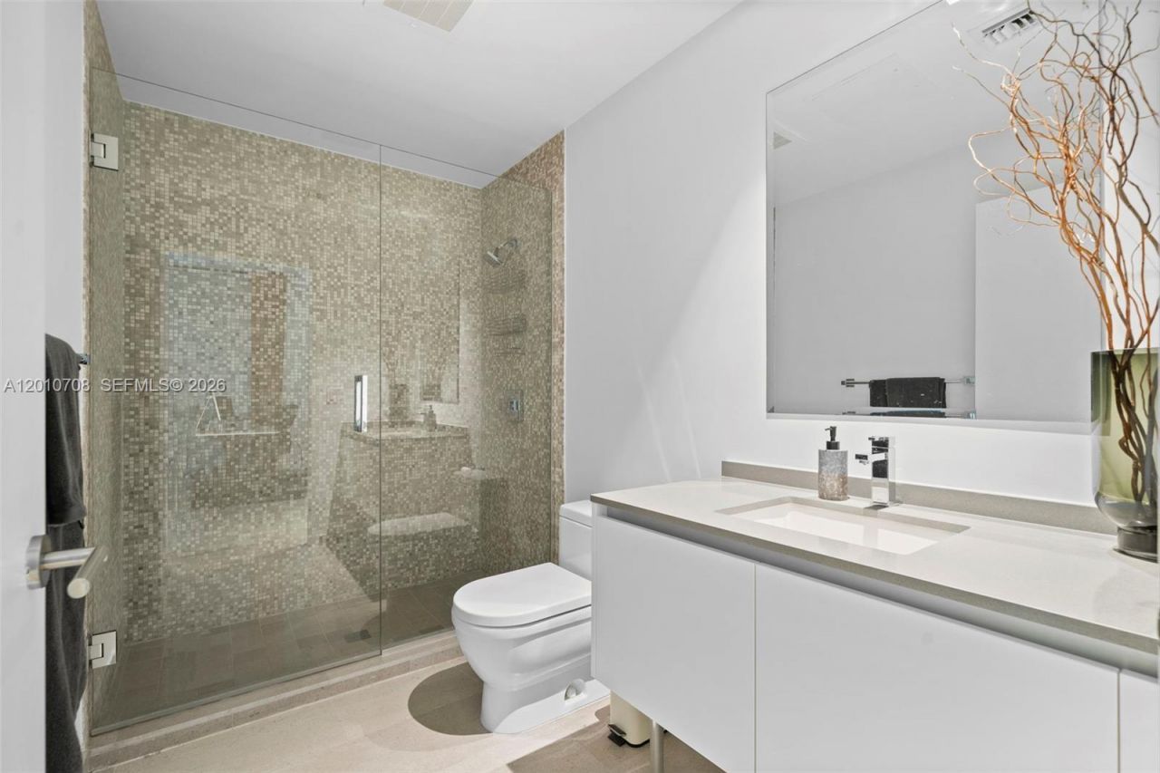 88 SW 7th St , Unit 809, Miami, FL 33130 Photo