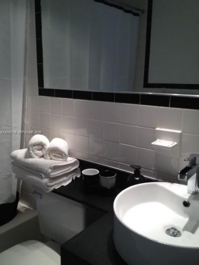 1127 Euclid Ave , Unit 205, Miami Beach, FL 33139 Photo