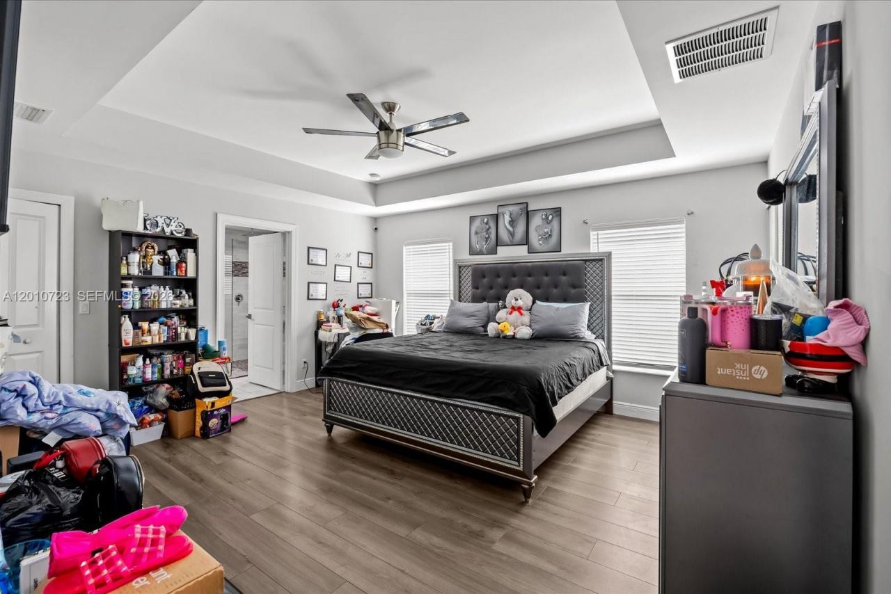 115 SW Glenwood Dr, Port Saint Lucie, FL 34984 Photo