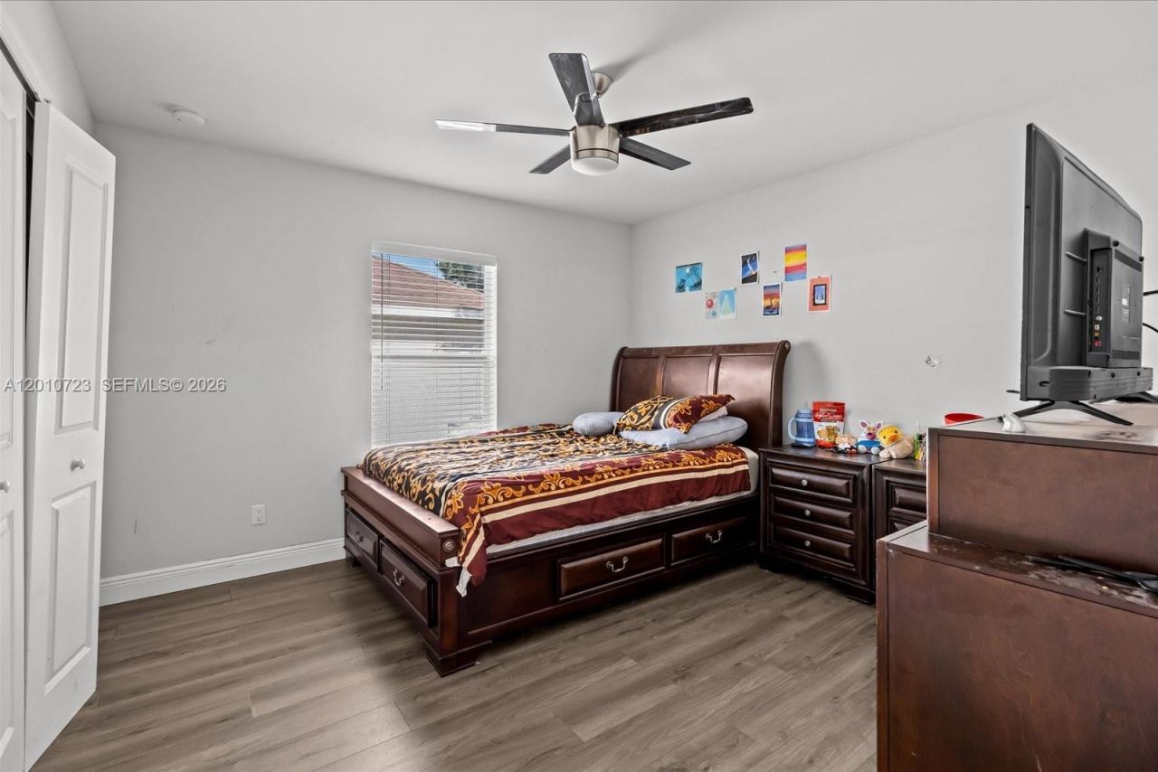 115 SW Glenwood Dr, Port Saint Lucie, FL 34984 Photo