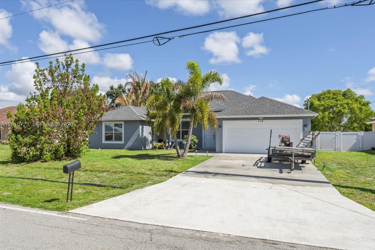 115 SW Glenwood Dr, Port Saint Lucie, FL 34984 Photo