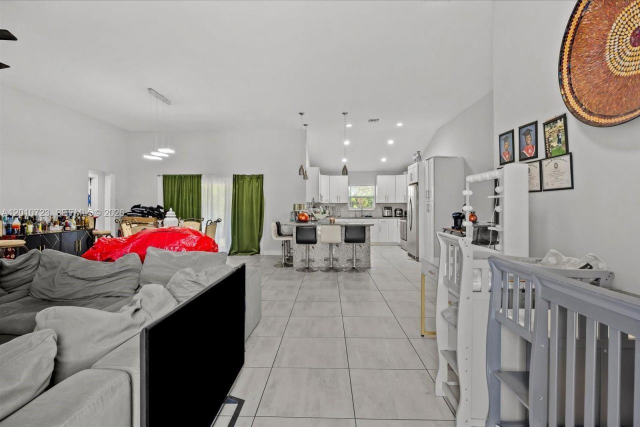 115 SW Glenwood Dr, Port Saint Lucie, FL 34984 Photo