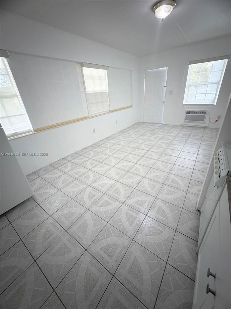 2736 SW 22nd Ave , Unit 2, Miami, FL 33133 Photo