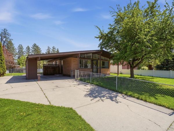 6814 N Post St, Spokane, WA 99208