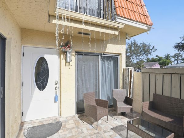 4260 NW 114th Terrace, Unit 60, Coral Springs, FL 33065