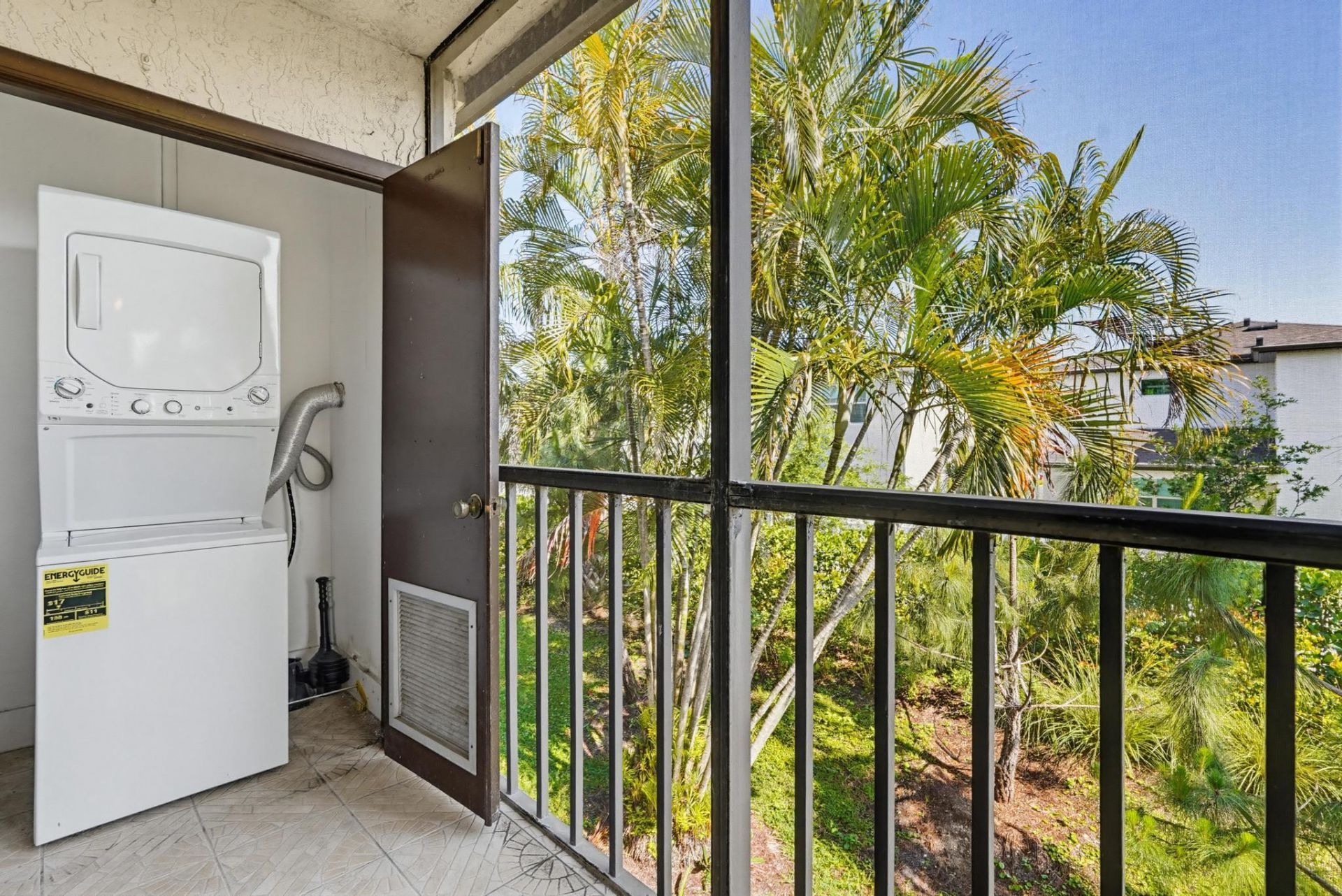7245 Golf Colony Court, Unit 204, Lake Worth, FL 33467 Photo